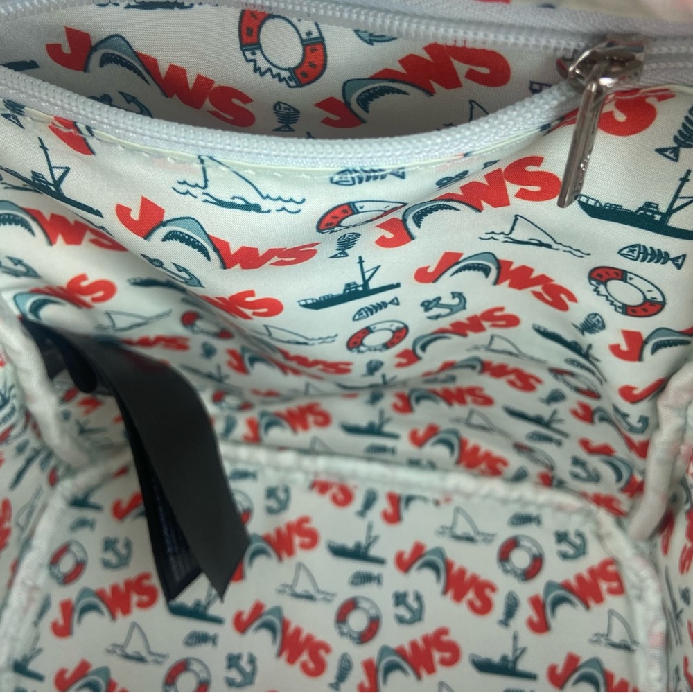 NWT Jaws Loungefly Mini Backpack - Universal Parks Exclusive - Picture 5 of 5